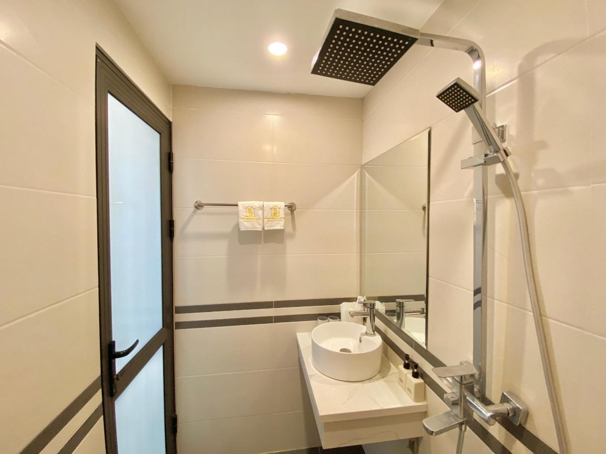 T98 Westlake Trich Sai - Tay Ho Center Lake View Studio Hanoi Kültér fotó